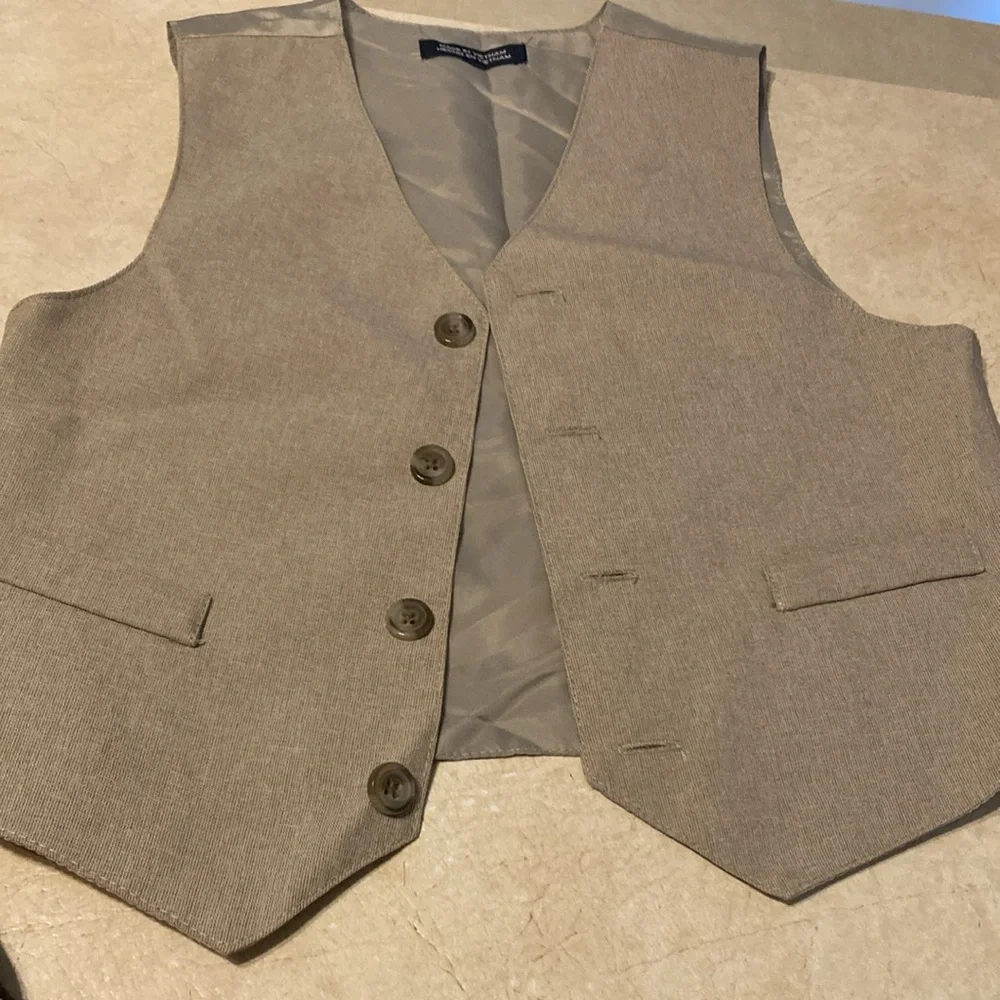 Boys size 5 vest and pants set